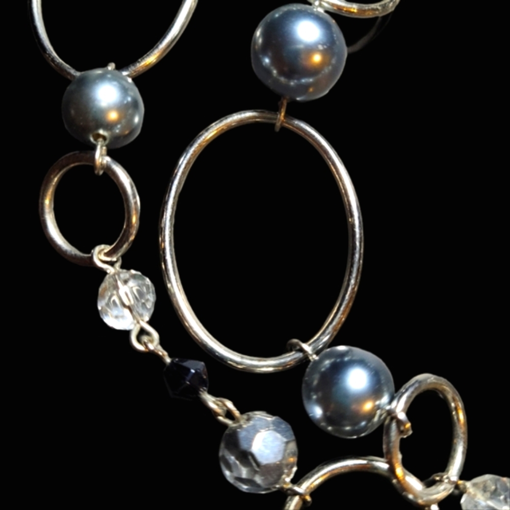 Lia Sophia Alpine Cut Crystals Silver and Gray Long Glass Beads Necklace LNWOT